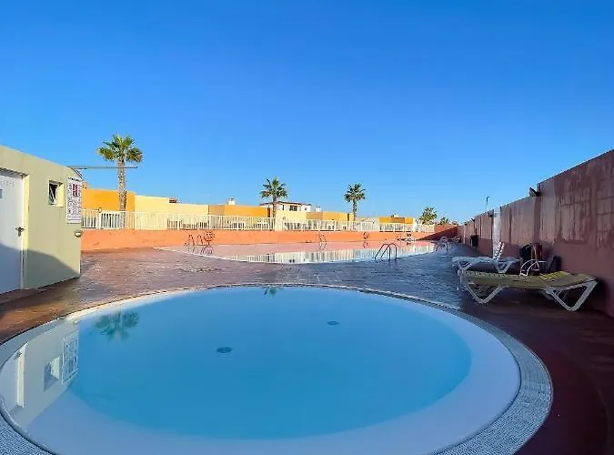 בית נופש Casa Blanca By Holidays Fuerteventura קורלחו